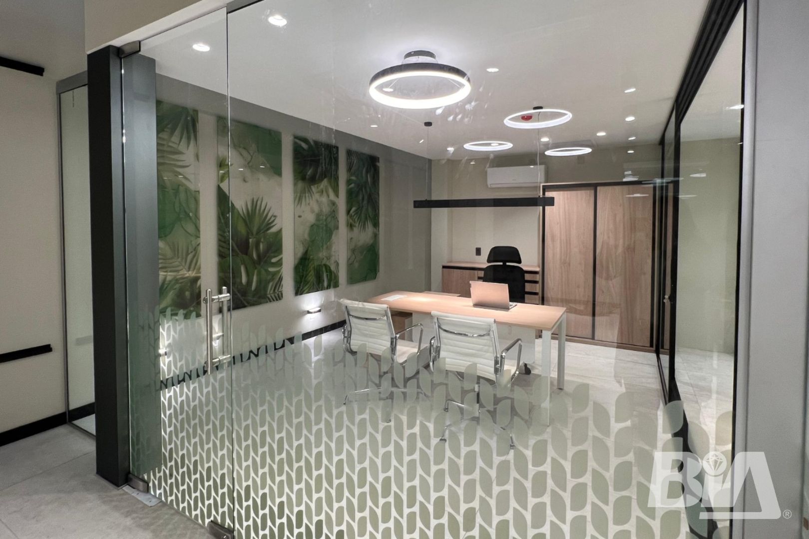 08 Con Marca De Agua