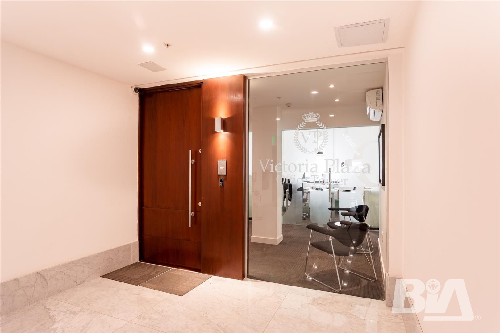 Victoria Plaza Office Tower 24 Con Marca De Agua